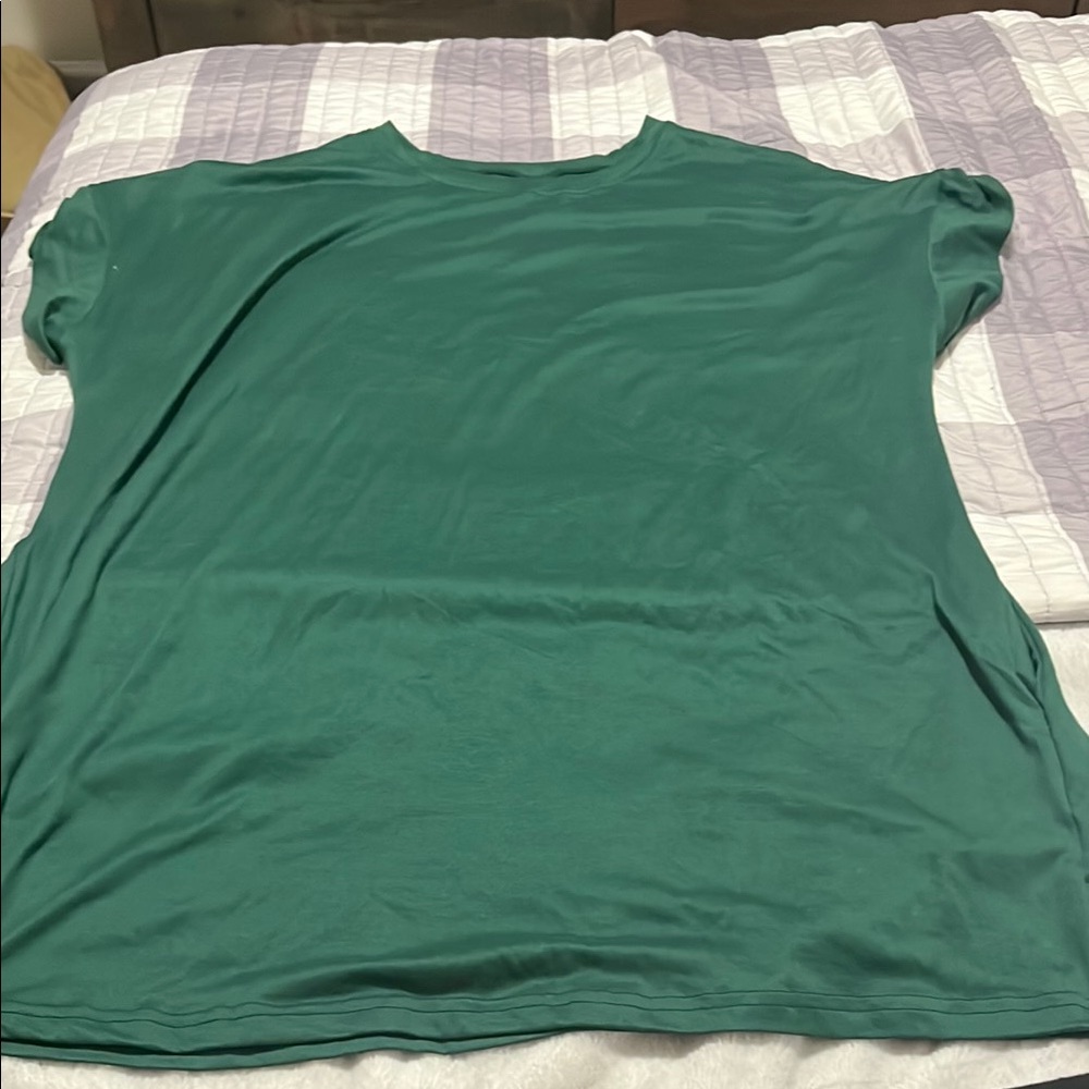 Women's Green Top